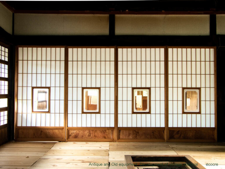 Kreatives Bild zu 【縦繁障子 – たてしげしょうじ – 】特徴や構造・張り替え方法までご紹介!横繁障子や他の障子とのとの違いも詳しく解説!! - 家美装 【縦繁障子 – たてしげしょうじ – 】特徴や構造・張り替え方法までご紹介!横繁障子や他の障子とのとの違いも詳しく解説!! - 家美装 Motiv